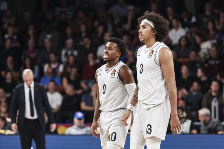 Nova senzacija čudesnog Pariza: Srušen Olimpijakos usred Atine poslije velike drame