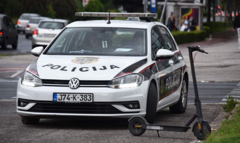 Težak sudar “pasata” i električnog romobila: Dijete hitno prevezeno u bolnicu