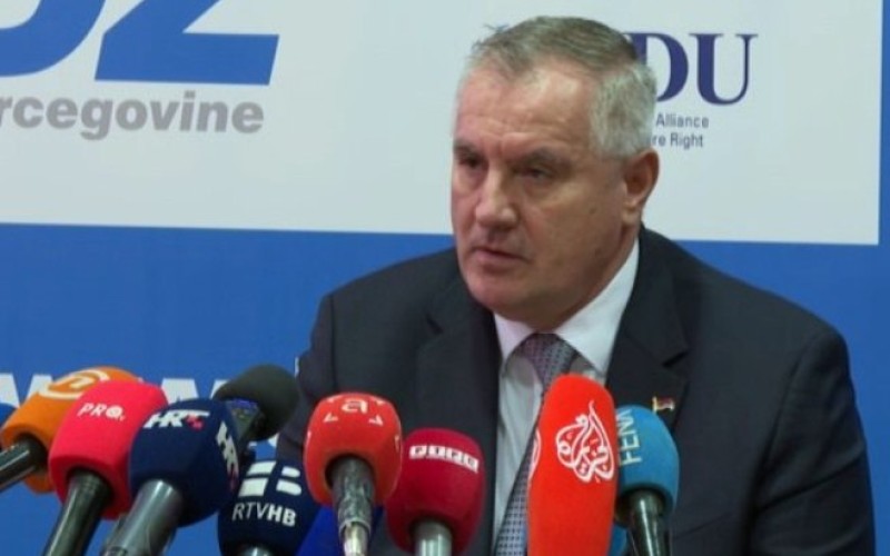 Višković u Mostaru: Tražimo da niko više ne nameće rješenja