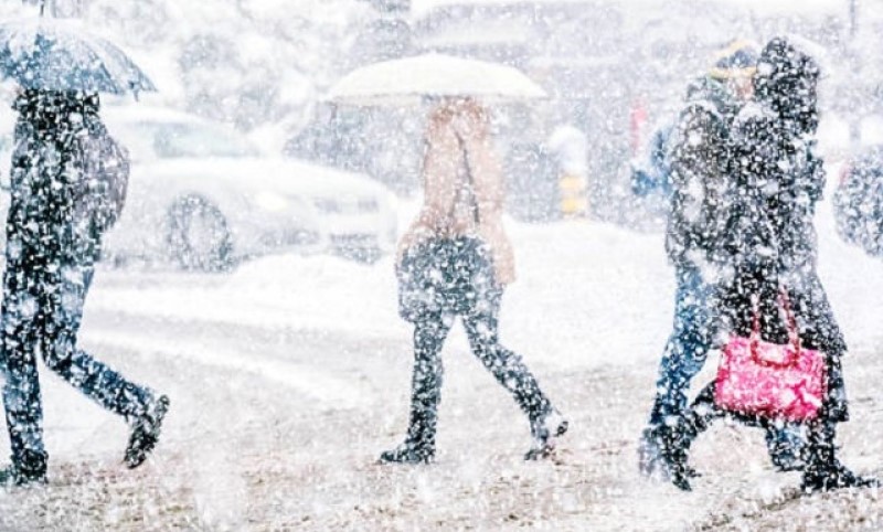 Led na ulicama prijeti povredama: Jednostavni trikovi da ne padnete