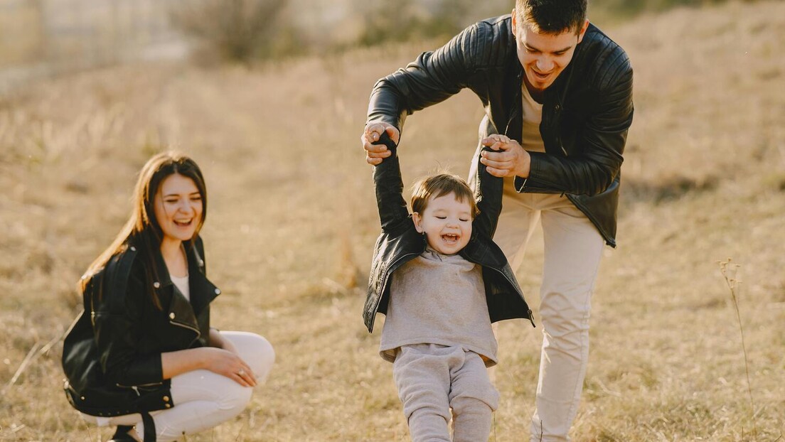 Sa “trona” skinuti Lazar i Sofija: Za roditelje u Srpskoj sada su ovo omiljena imena