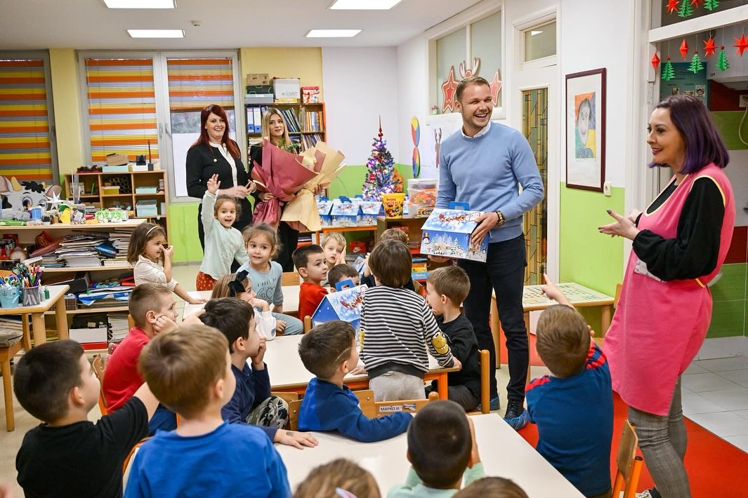 Povodom predstojećih praznika: Stanivuković posjetio vrtić “Srna”