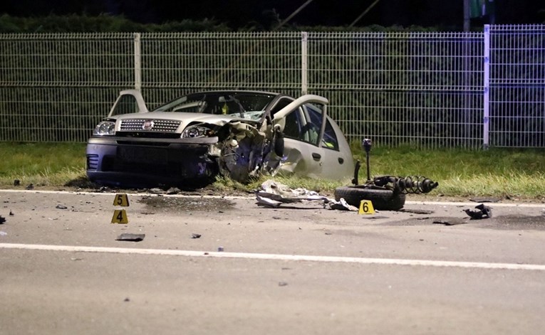 Više osoba povrijeđeno u sudaru tri automobila