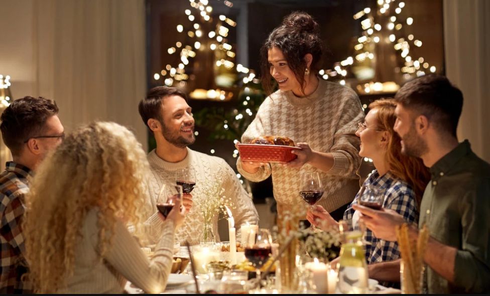 Praznici nam “kucaju” na vrata: Evo kako da pripremite dijete za porodično okupljanje