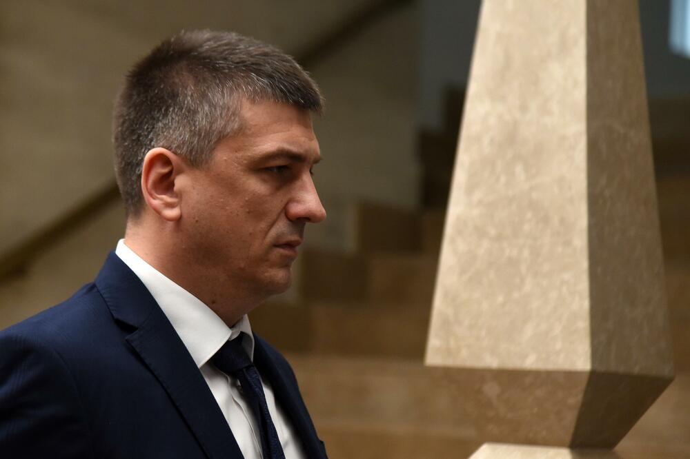 Specijalni tužilac potvrdio: Pod lupom i više čelnika aktuelne vlasti