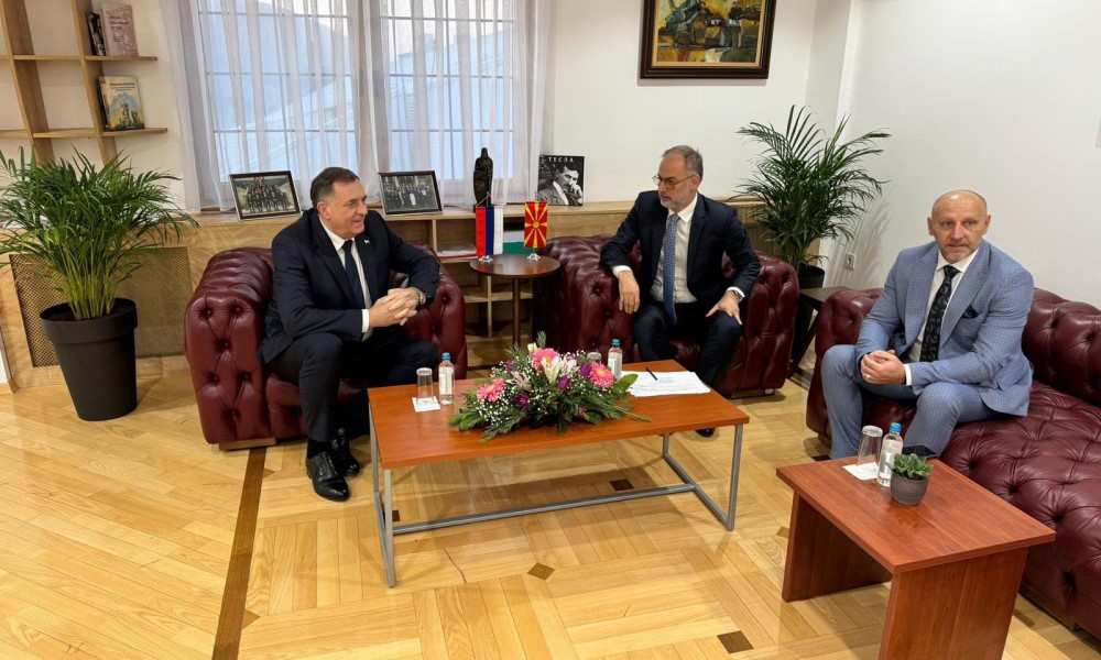 Posjeta predsjednika Srpske: Dodik se sastao sa Stoilkovićem u Skoplju