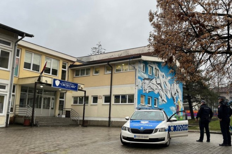 Pregledano 87 objekata škola: Dojave o postavljenim eksplozivnim napravama bile lažne