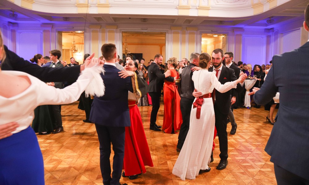 Mina Lazarević specijalni gost: Sve je spremno za Svetosavski bal