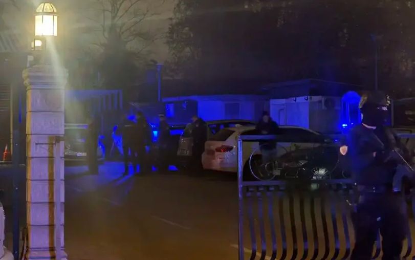 Banjaluka blokirana: Privedeno 20 lica zbog ubistva Dejana Kostića Dele