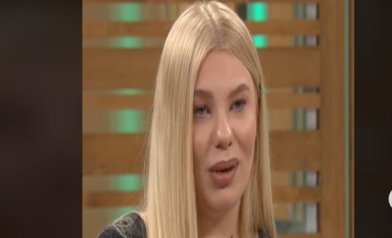 Teška i poučna priča: Anita sa 15 godina ostala bez obje noge, ali život živi punim plućima