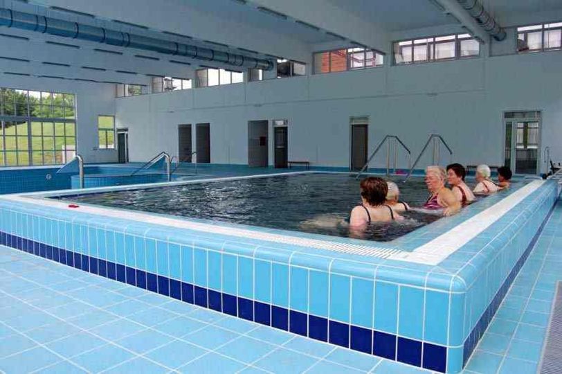 Oglasilo se Ministarstvo: Otvorene prijave za banjsku rehabilitaciju