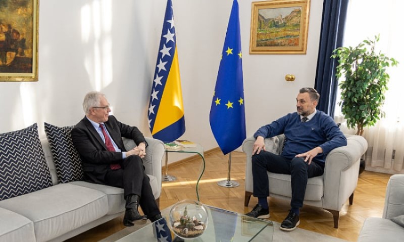 Nakon inicijative za smjenu, Konaković sa Marfijem: Ambasador zaprijetio “svim sredstvima”