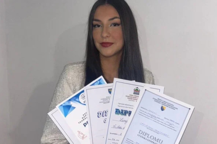 Ova djevojka iz BiH je među dva odsto najinteligentnijih ljudi na svijetu: Njen IQ je 152