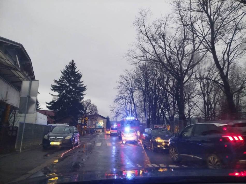 Dojava o bombi od sinoć stigla na ukupno 65 lokacija u RS: Na svim do sada pregledanim utvrđeno da je lažna