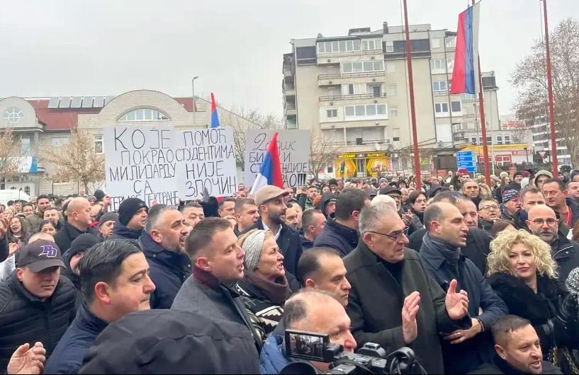 Protest u Bijeljini zbog hapšenja Ljubiše Petrovića VIDEO