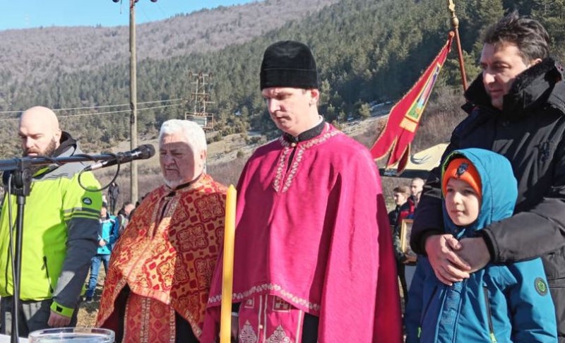 Veliki naklon za Vuka! Devetogodišnjak prvi stigao do Časnog krsta