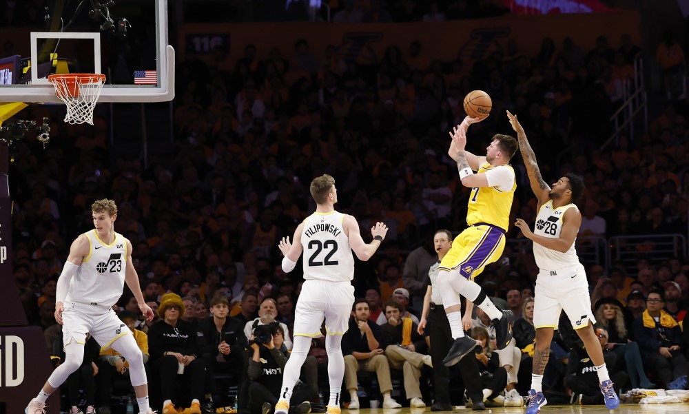 Nova era je počela: Dončić zaigrao za Lejkerse