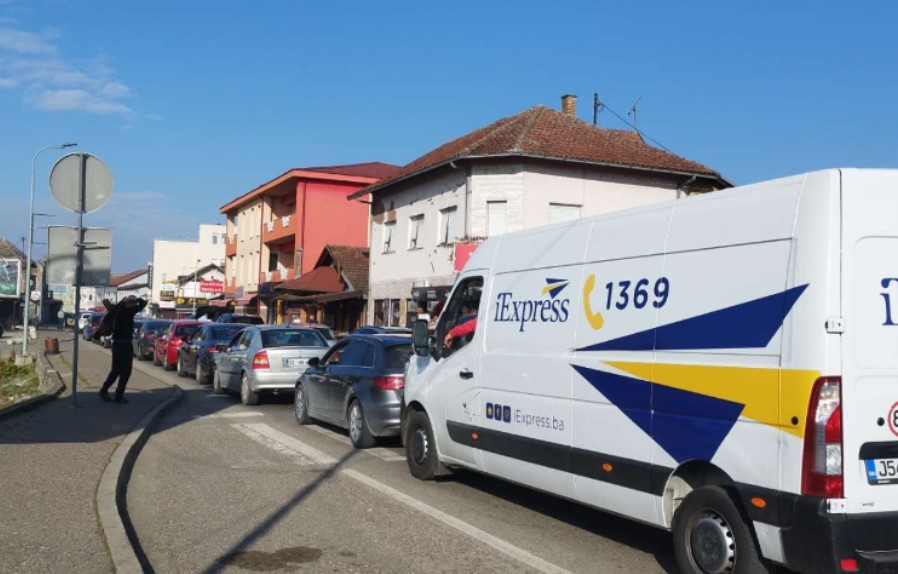 Na GP Gradiška ništa novo: Novi saobraćajni kolaps VIDEO