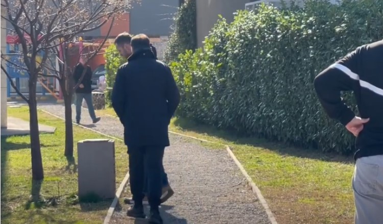 Radnik “Čistoće” pronašao mrtvu bebu u kanti: “Pomislio je da je lutka”