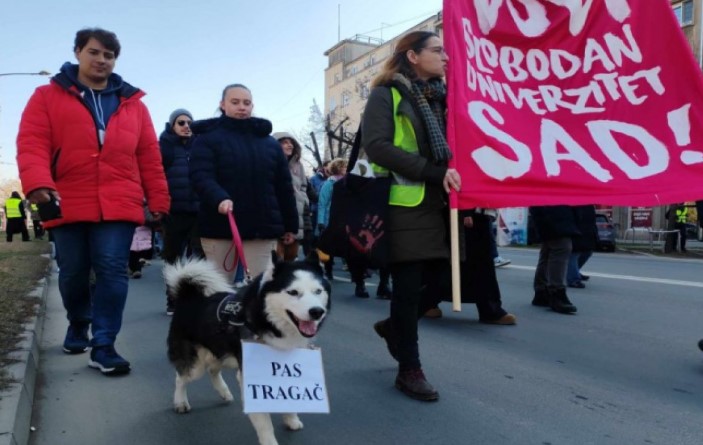 Protest protiv Madića: Završena “Potraga za rektorom” u Novom Sadu VIDEO