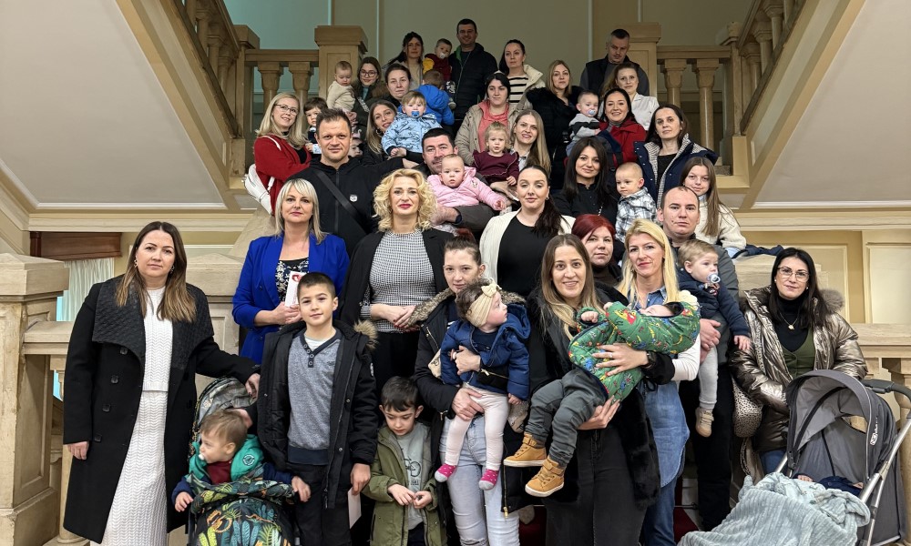 Porodica u fokusu: Nastavljena praksa podrške porodiljama u Banjaluci
