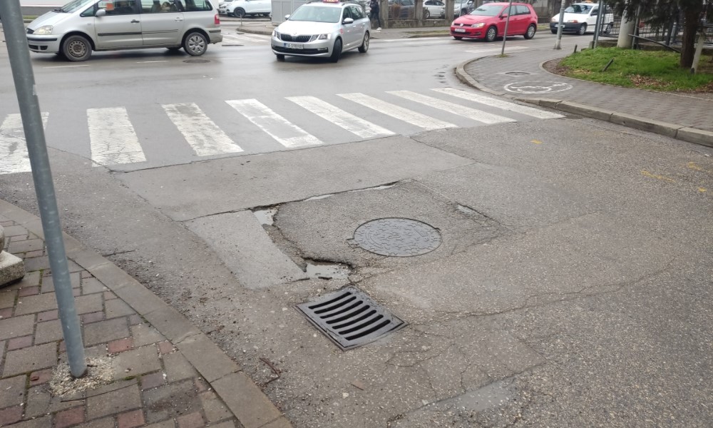 Gužve manje, rupe sve veće: Ovo su muke banjalučkih vozača FOTO