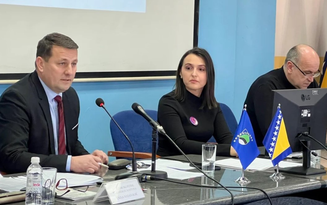 Pala Vlada Tuzlanskog kantona: Ko će biti novi premijer?