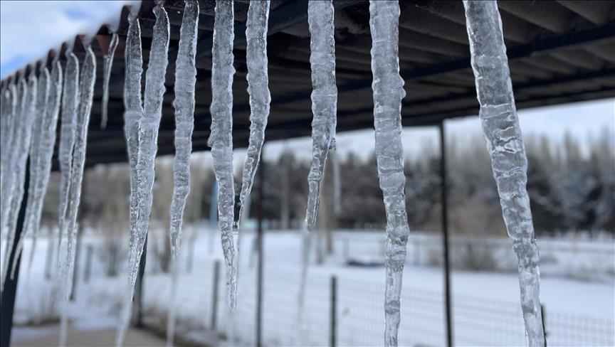 Pomislili ste da je zima na izdisaju? Narednih dana debeli minus i mraz