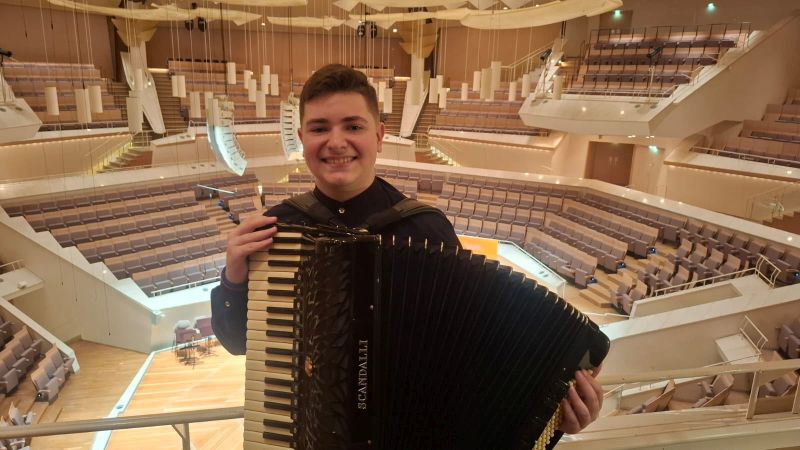 Đorđe Perić nastupio u Berlinskoj filharmoniji FOTO