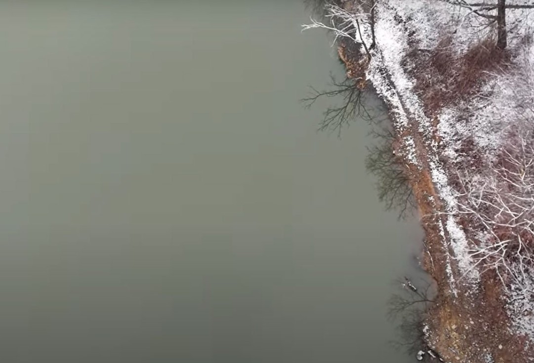 Selimović još nije pronađen: Kako izgleda jezero kod Prnjavora gdje traže ubicu žene i sina VIDEO