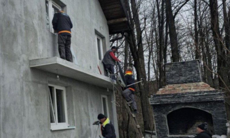 Primjer humanosti: Privrednik iz BiH obnovio kuću sedmočlanoj porodici nakon požara