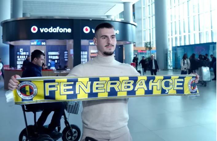 Ovo niko nije očekivao: Fenerbahče poslao Mimovića na pozajmicu!