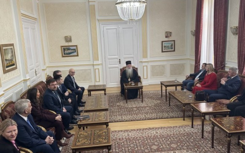 Sastanak u Sarajevu: Mitropolit Hrizostom ugostio Vučevića i Selakovića