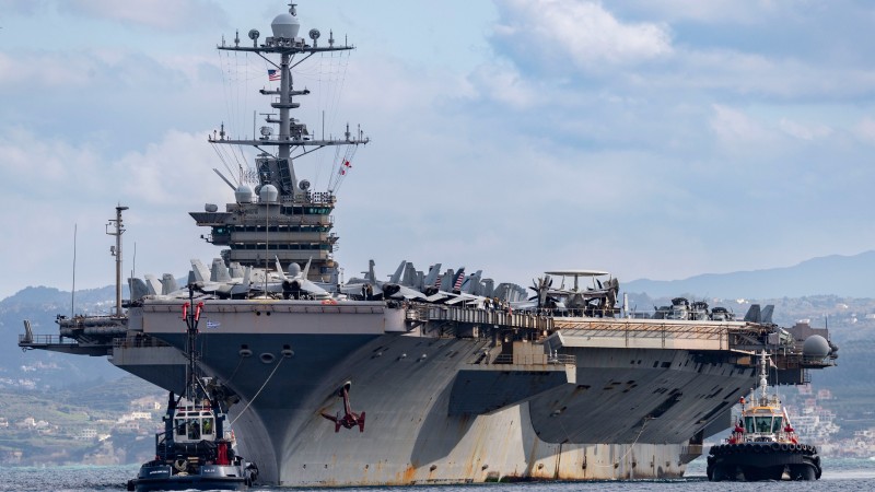 Incident u Egiptu: Američki nosač aviona sudario se s brodom