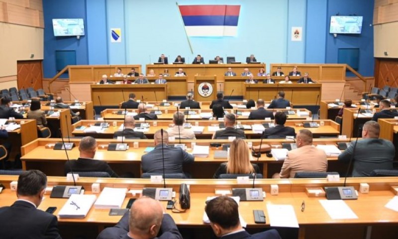 Opet u klupama: Sutra posebna sjednica NSRS o Ustavu Srpske