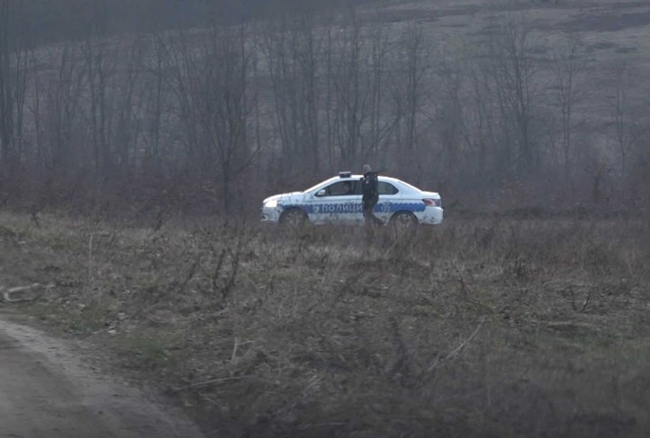 Policija “češlja” teren oko lovačke kuće: Traje potraga za dvostrukim ubicom kod Prnjavora VIDEO