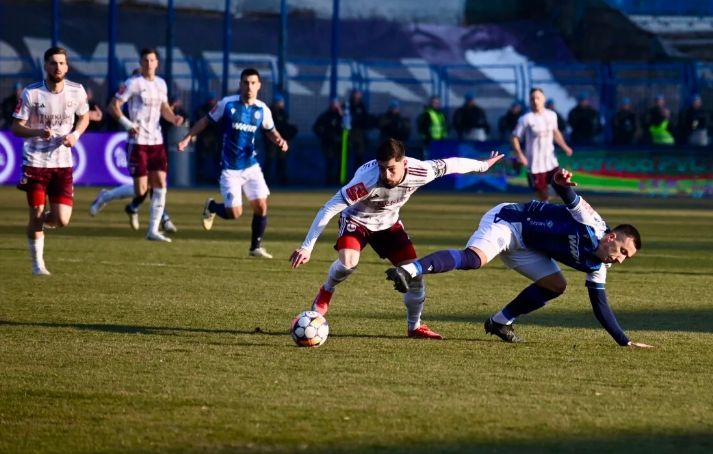 Željezničar i Sarajevo remizirali: Meč obilježio nezapamćen broj promašaja