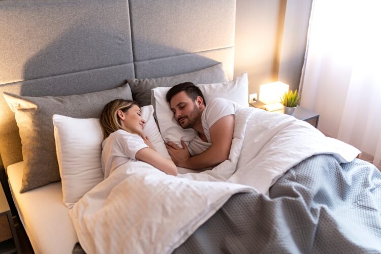 Ovoliko stepeni treba da ima spavaća soba zimi: Stručnjaci otkrivaju koja temperatura sprečava noćna buđenja