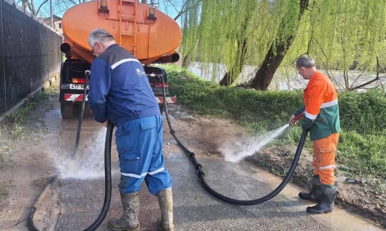 Nadležne službe u akciji: U toku pranje ulica u Banjaluci