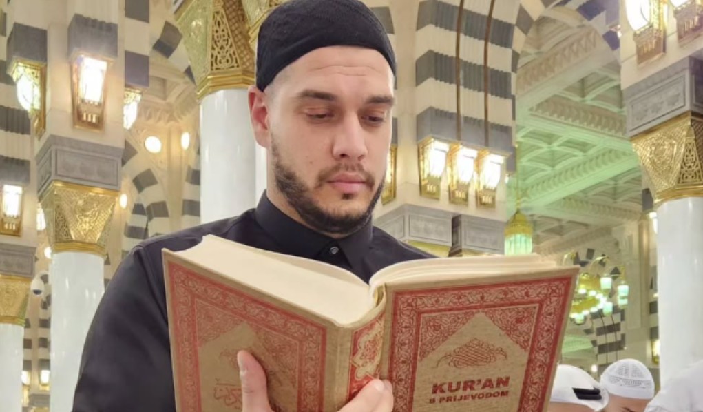 Dejan Dragojević se oglasio iz Meke: “Šta sam uradio, pa sam ovo zaslužio” FOTO