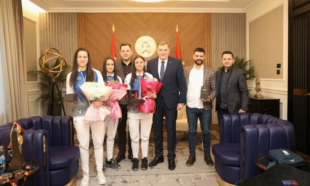 Bravo djevojke! Dodik ugostio delegaciju BSS i osvajačice medalja