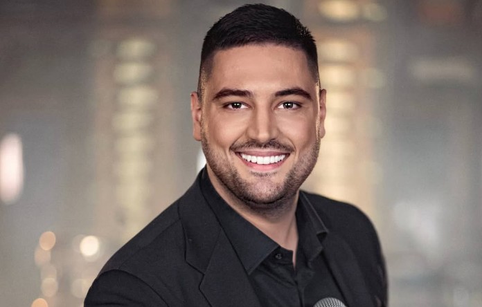 Ljuba Perućica slavi: Pjevač dobio kćerku, a evo šta znači ime koje su dali bebi FOTO