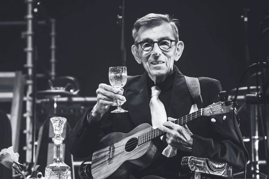 Preminuo osnivač Novih fosila