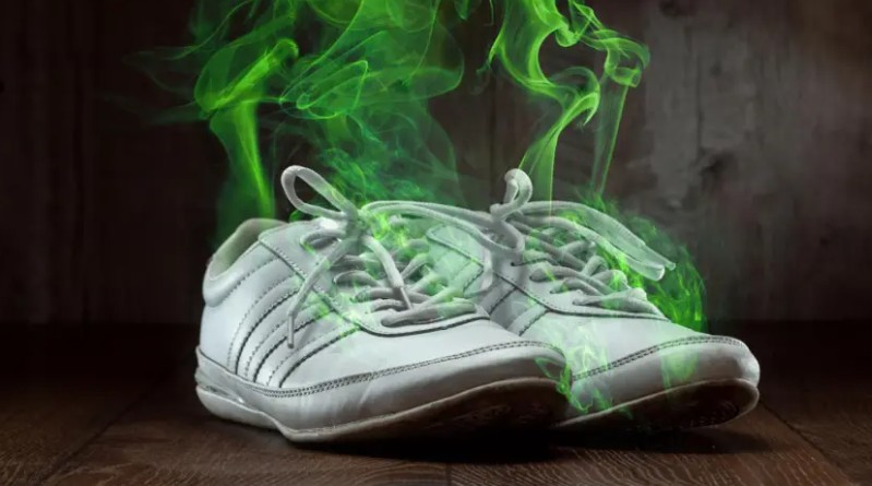 Problem koji muči mnoge: Na ovaj način uklonite neprijatan miris iz obuće