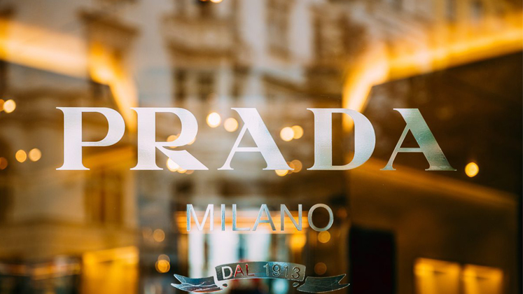 Transakcija od 1,25 milijardi evra: Prada kupuje Versaće