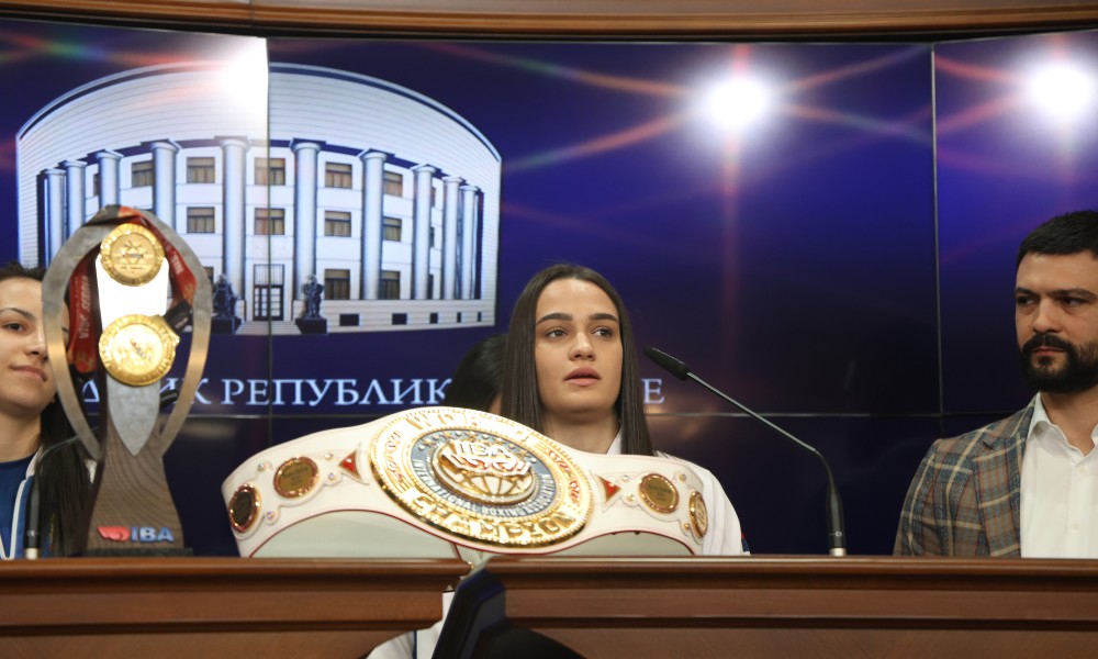 Borovčanin najavio spektakl: Sara Ćirković krajem aprila boksuje u Banjaluci