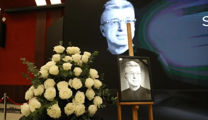 Komemoracija Saši Popoviću: Najmiliji mu odaju počast