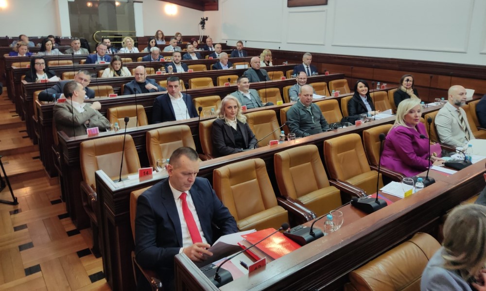 Završeno zasjedanje Skupštine: I danas pali Stanivukovićevi izvještaji