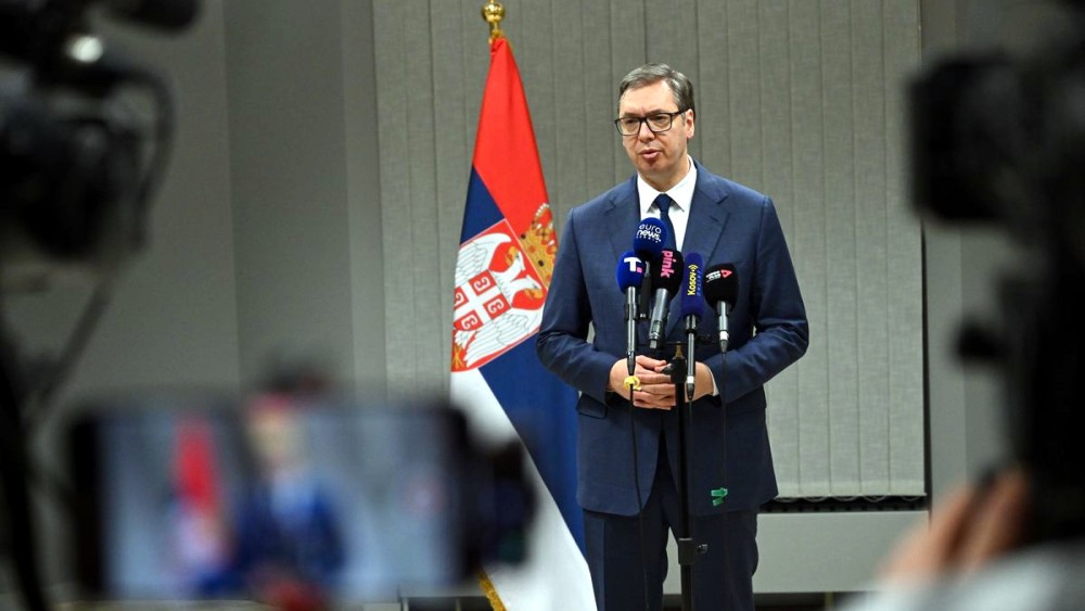 Vučić čestitao Dan Republike: Srbija uvijek uz Srpsku, naše veze su neraskidive, snažne i vječne