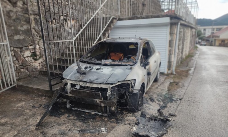 Napadi, paljenje automobila: Političari u BiH sve češće na meti nasilnika